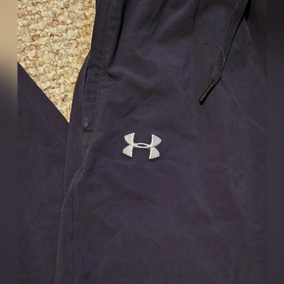 Under Armour Athletic Hem Zipper Men's Size Medium - Picture 2 of 8